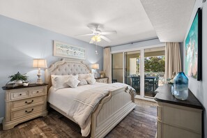 2 bedrooms, free WiFi, bed sheets - *Ariel Dunes II 103 Beach access*Pools* (Miramar Beach)