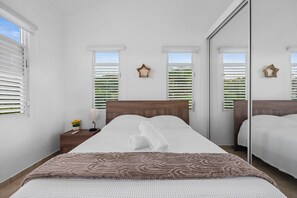 4 bedrooms, free WiFi, bed sheets - Oceanview Luxury Villa Near El Yunque w/Hot Tub (Las Coles)