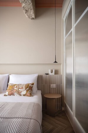 2 bedrooms, desk, iron/ironing board, free WiFi - Hillel Design Boutique (Jerusalem)