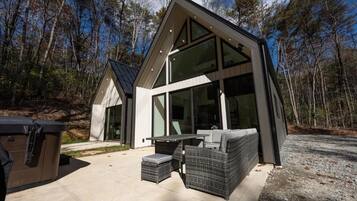 House, Patio, Garden View | Outdoor dining