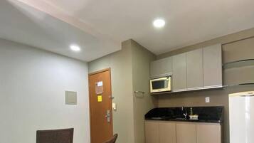 Basic Apartment | Private kitchen