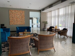 Lobby - Condomínio Metrópolis (Recife)