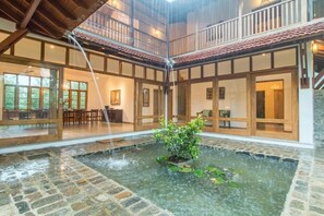 Books - Niketh Villa Homestay- Kandy (Harispattuwa)