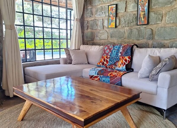 TV - Kiserian cottage with gazebo & garden grill - 2343 (Kiserian)