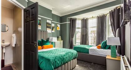 Properties Unique | Sandhaven House