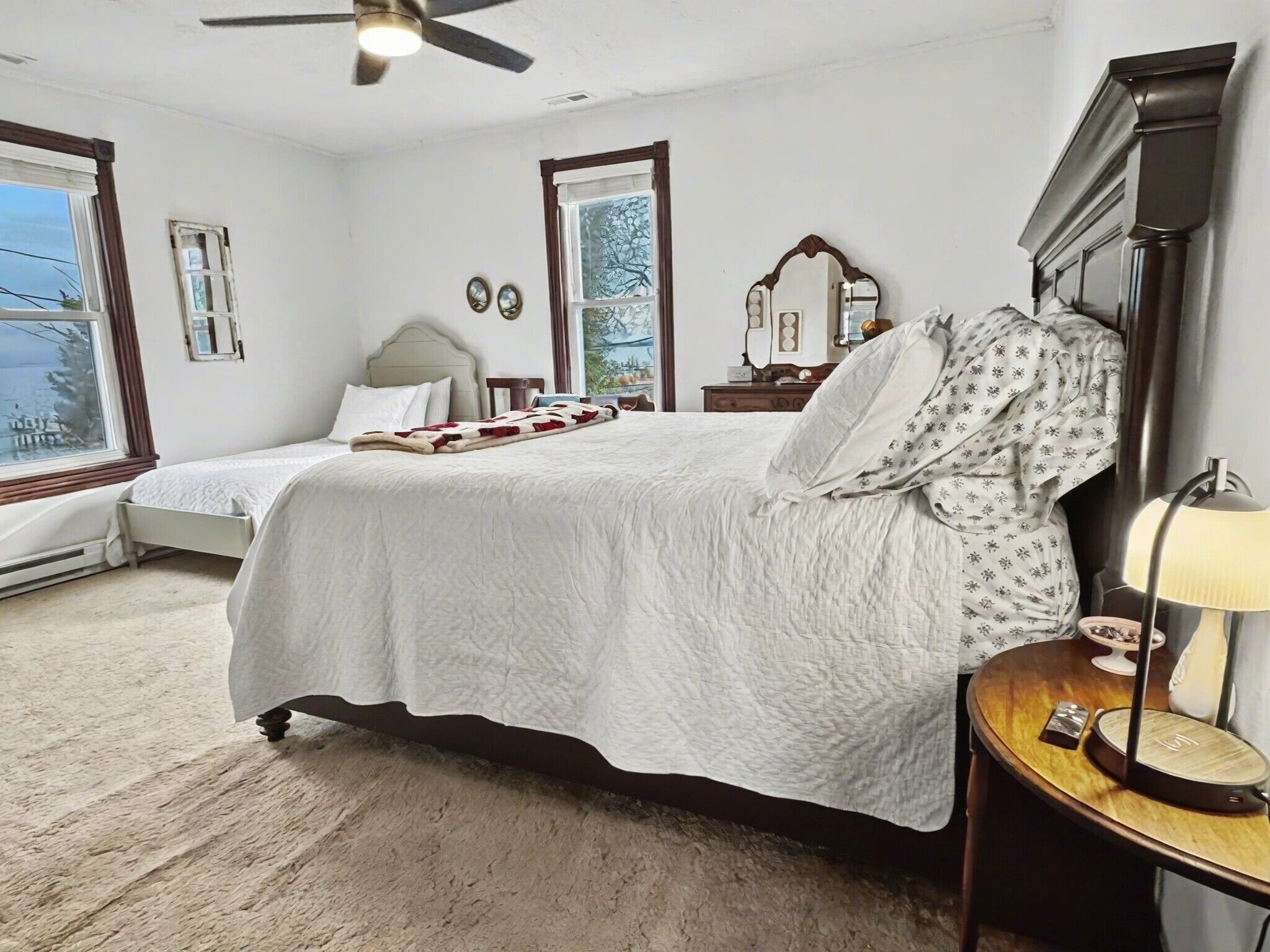 4 chambres, fer et planche à repasser, Wi-Fi, draps fournis