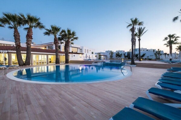 Pool - Marinda Garden Aparthotel (Ciutadella de Menorca)