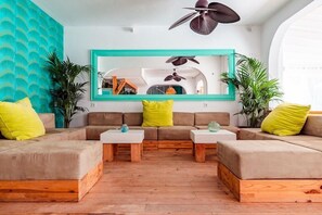 Interior - Beach Star Ibiza Hotel (Sant Josep de sa Talaia)