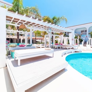 Piscina externa
