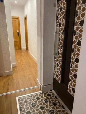 Interior - Hostal Leonardo Da Vinci (Seville)