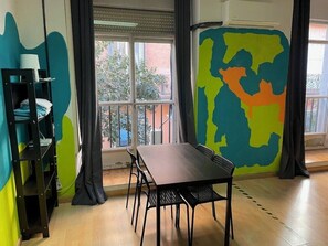 Dining - Hostel Era (Madrid)