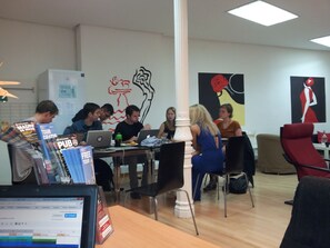 Unclassified image, 5 of 64, button - Hostel Era (Madrid)