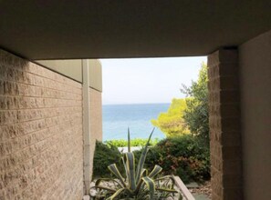 Double Room (Economy Double Room With Private Bath) | Balcony - Boutique Hotel Saudade (Gradac)