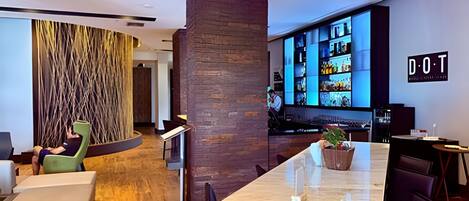 Bar (in der Unterkunft)