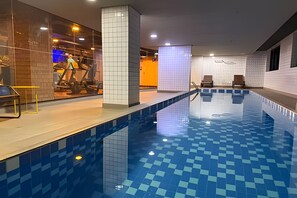 Pool - 4-Star Hotel Moema | 2 Queen or 4 Single Beds (São Paulo)