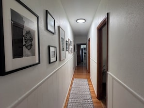 Interior - Casa Italiana: Cozy home in the heart of The Hill (St. Louis)