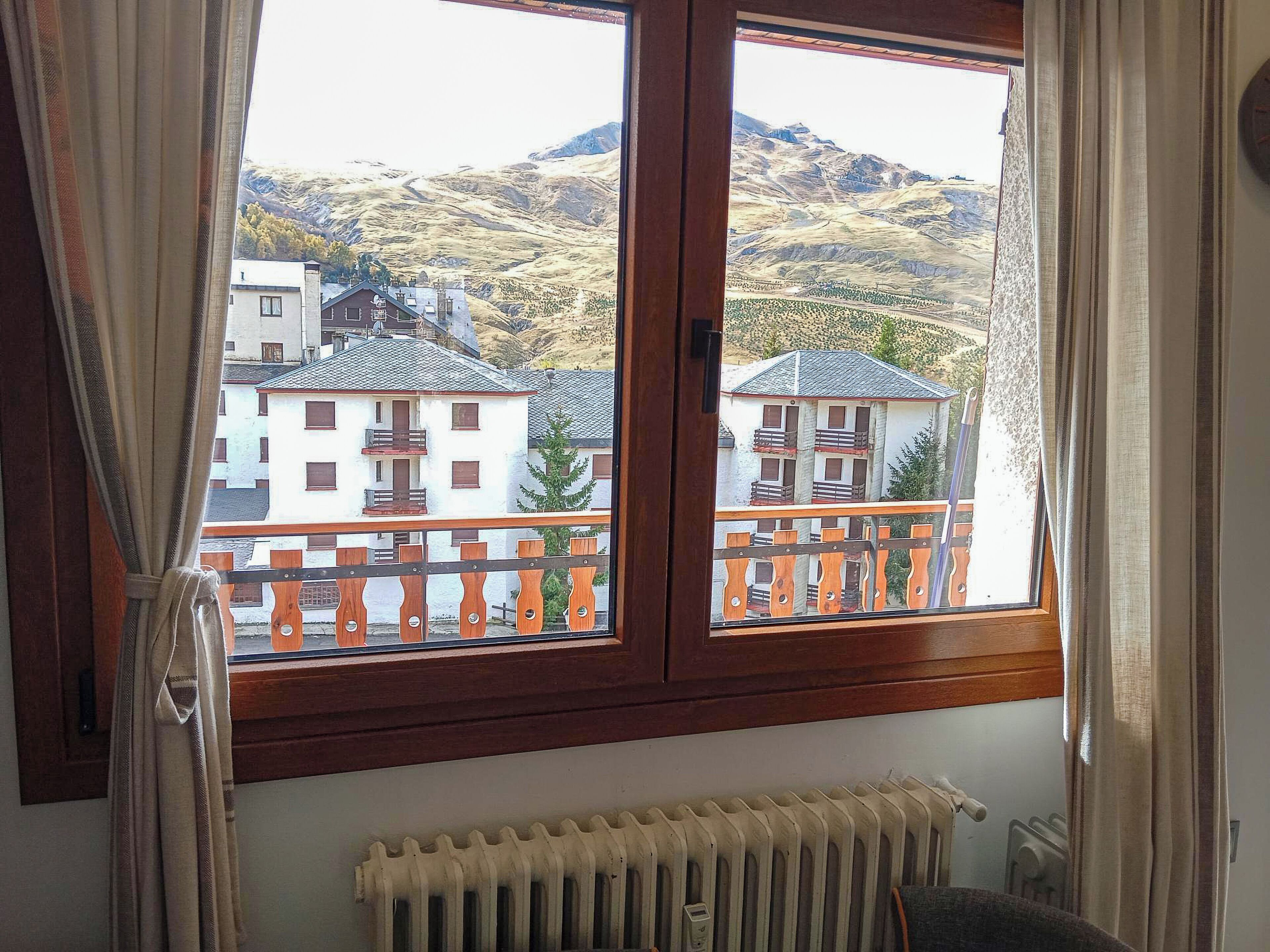 Eenvoudig appartement | Uitzicht op de bergen