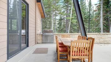 Studio (3 Bedrooms) | Exterior