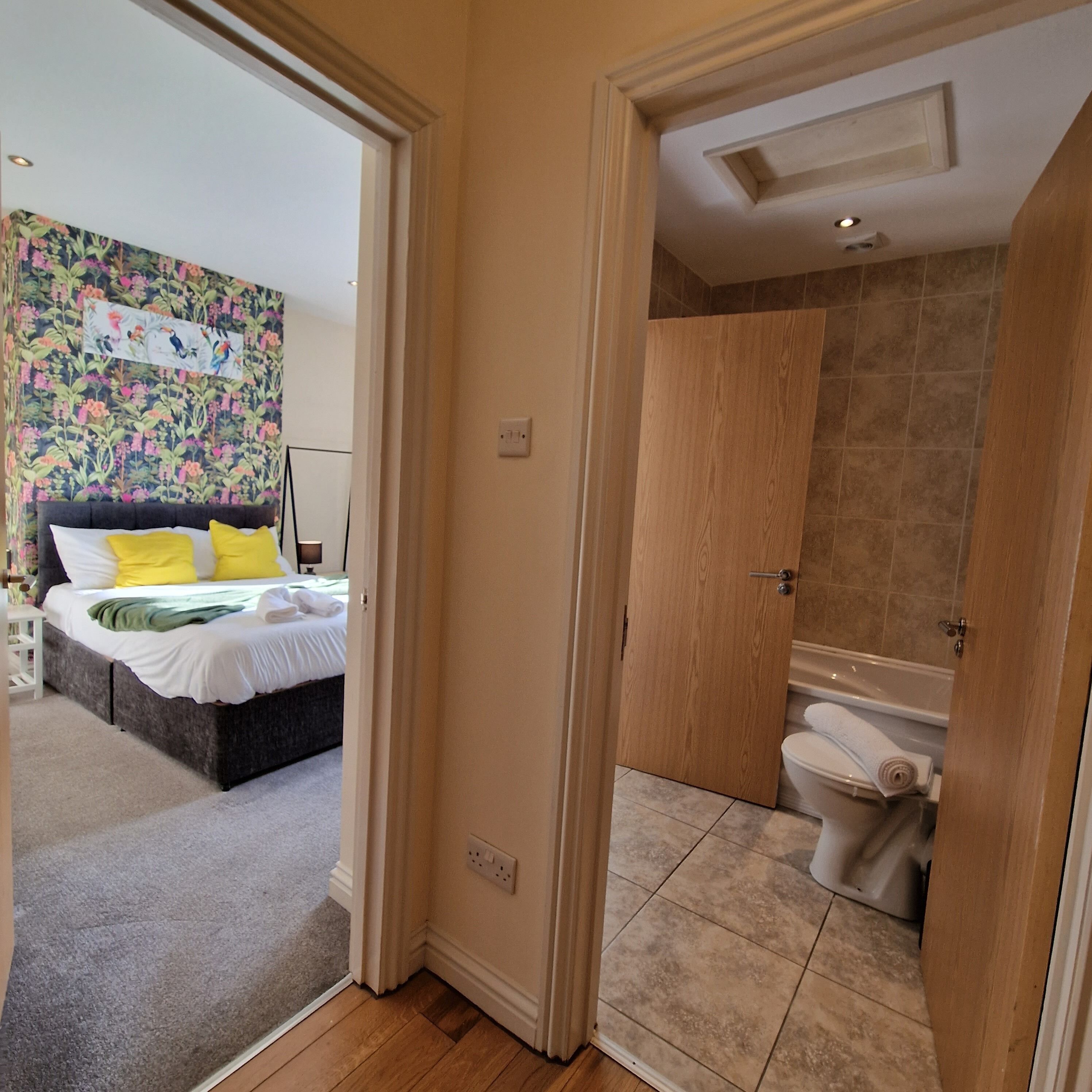 Apartment, 2 Bedrooms | Iron/ironing board, free WiFi