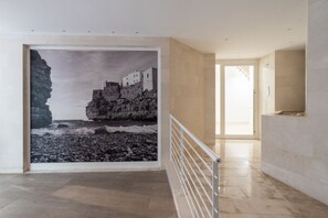 Interior - Frizzcafè Loft by Wonderful Italy (Polignano a Mare)