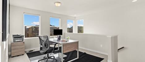 Hus - flera sängar - uteplats - utsikt mot trädgården (2932 Comet Street) | Interiör