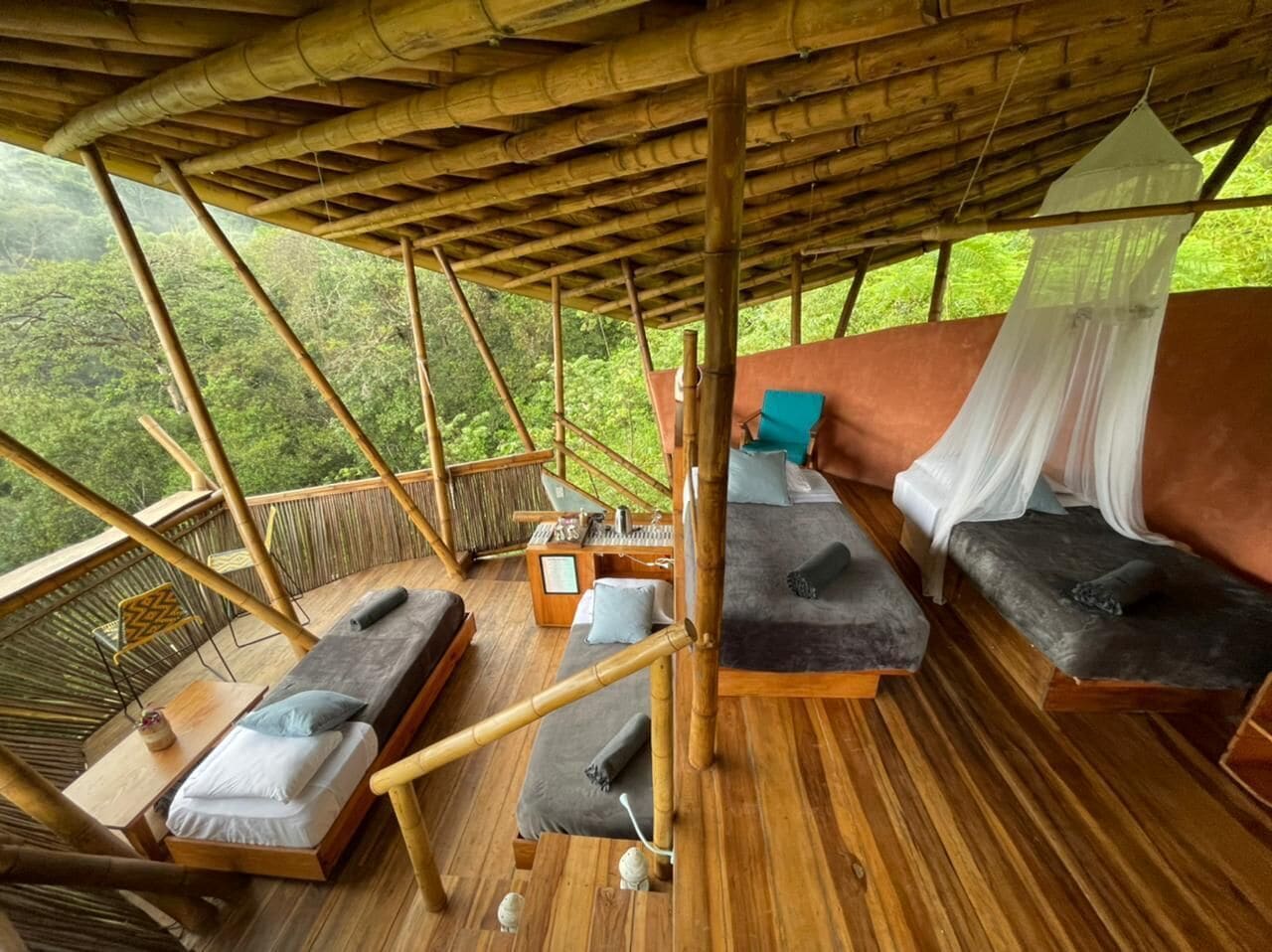 Tower Oropéndola | Cofres nos quartos, ferros/tábuas de passar roupa, Wi-Fi de cortesia