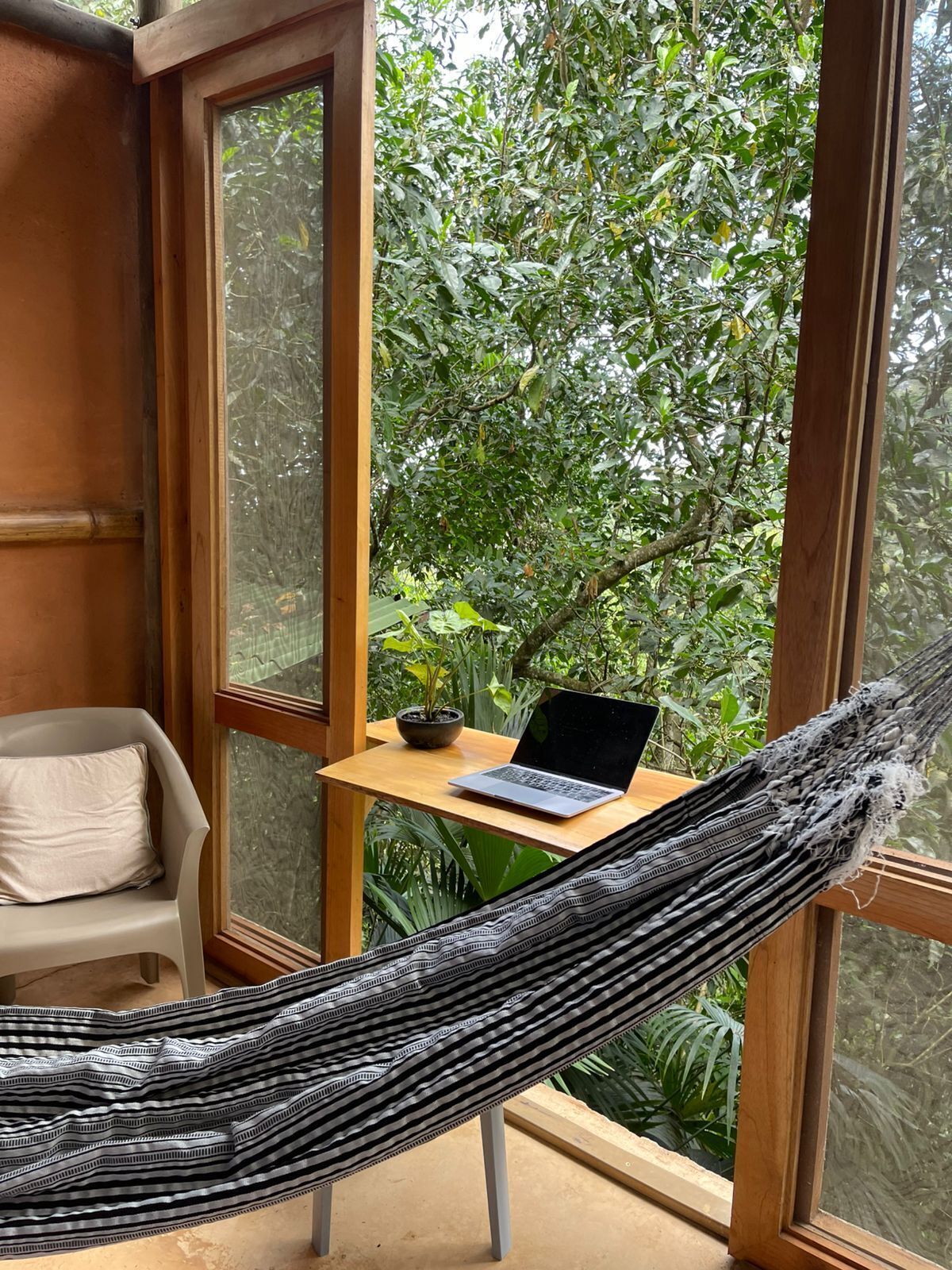 Azulejo | In-room safe, iron/ironing board, free WiFi