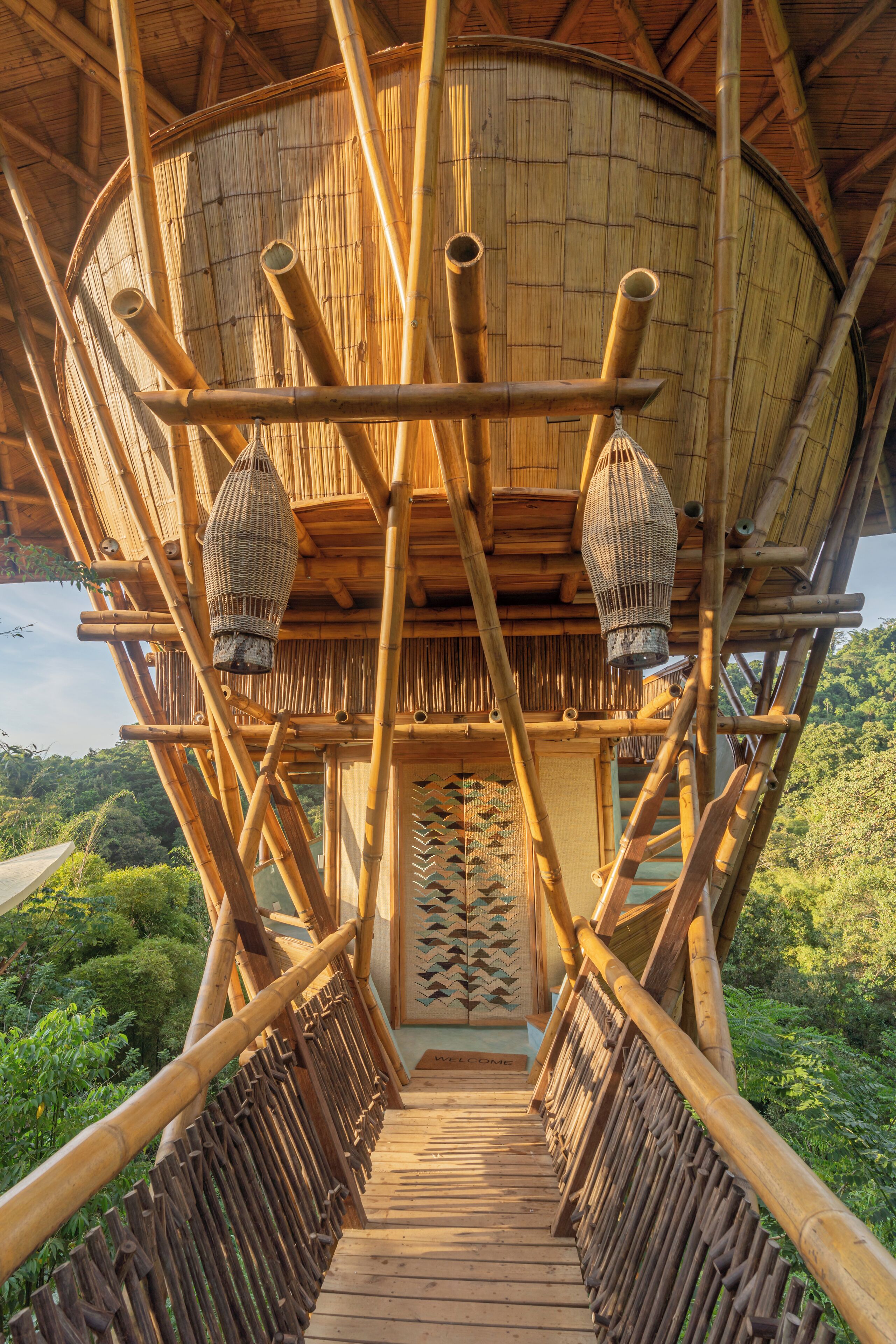 セーフティボッ クス (室内)、アイロン / アイロン台、WiFi (無料)