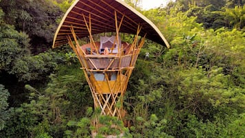 Tower Colibrí | In-room safe, iron/ironing board, free WiFi