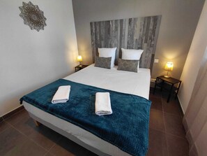 2 bedrooms, WiFi, bed sheets