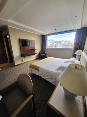 1 bedroom, WiFi, bed sheets - A3 Akros Suite (Quito)