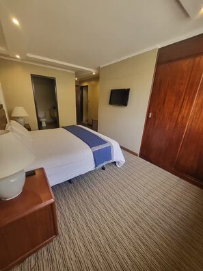 1 bedroom, WiFi, bed sheets - A2 Akros Suite (Quito)