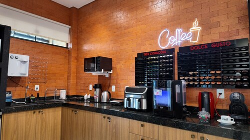 Flat & Hotel Executive