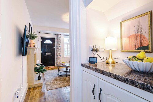 Spacious 3 Bed, Perfect for Families and Groups!