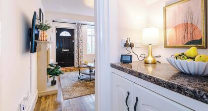 Spacious 3 Bed, Perfect for Families and Groups!