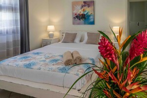 In-room safe, desk, laptop workspace, blackout drapes - Hacienda Plaza Boutique Hotel (Cap Malheureux)