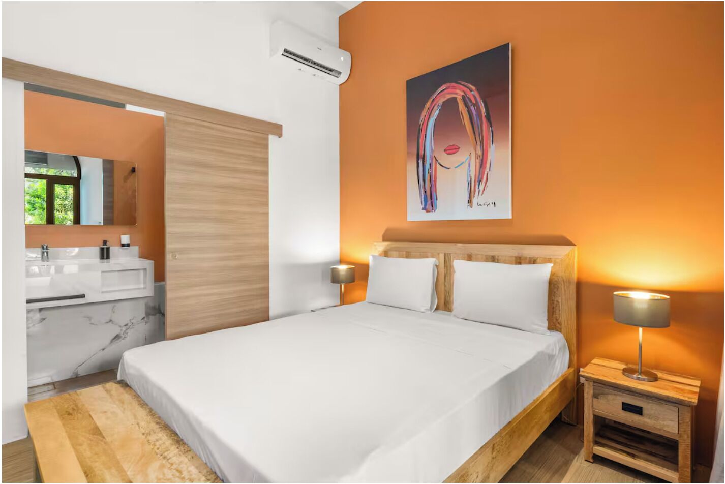 Phòng đôi tiện nghi đơn giản, quang cảnh vườn | Két bảo mật tại phòng, trang bị nội thất với thiết kế riêng biệt, bàn 