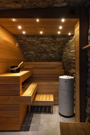 Apartment, 3 Schlafzimmer, eigener Pool, Gartenblick | Sauna