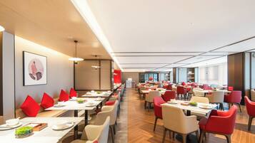 Dagelijks ontbijtbuffet inbegrepen