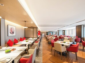 Dagelijks ontbijtbuffet inbegrepen