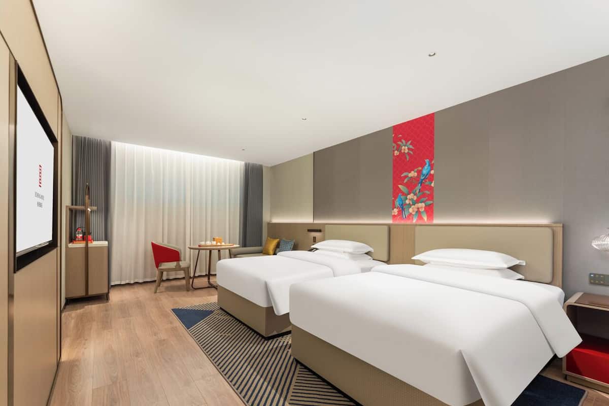 Business tweepersoonskamer | Een laptopwerkplek, gratis wifi