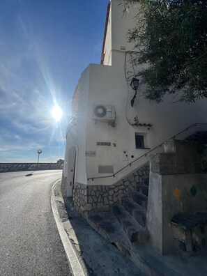 Exterior - Positano cozy apartment on street level (Positano)