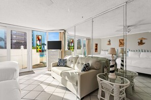 Bügeleisen/Bügelbrett, kostenloses WLAN, Bettwäsche