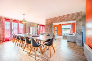 Dining - Holiday Home 'Sleeps 22 Brem Center with Large' (Brem-sur-Mer)