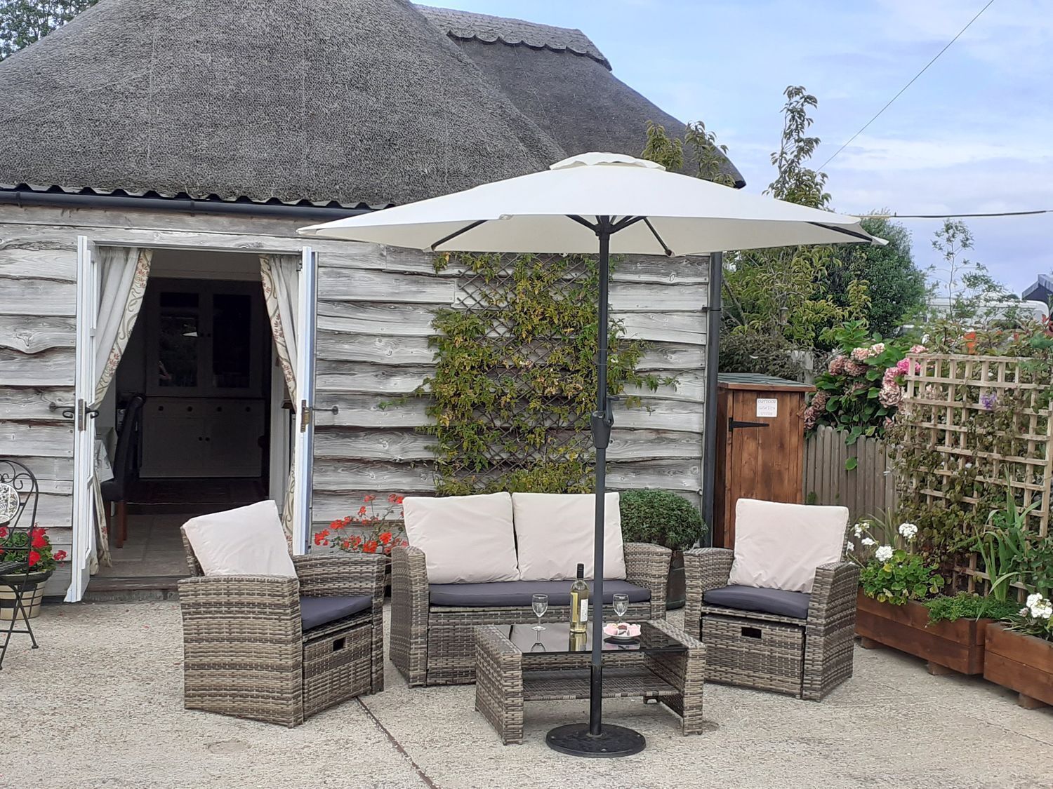 Cottage | Interior
