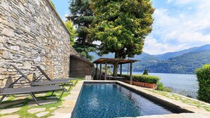 Vila, 5 kamar tidur, kolam renang pribadi, pemandangan kebun | Kolam renang