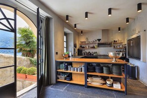 Interior - Villa With Pool and Panoramic Views of Lake Como (Carate Urio)
