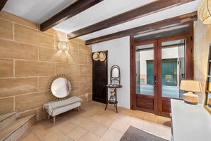 Interior - Townhouse Can Barques Pollensa by Mallorca North Villas (Pollensa)