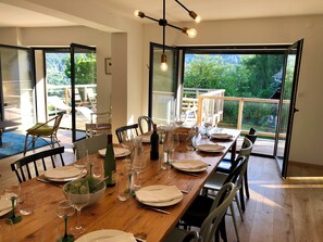 تناول الطعام