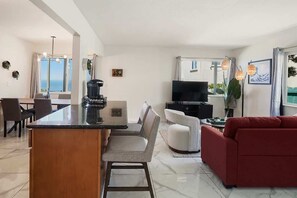 Interior - Charming 2BR Coastal Getaway in Pacifica (Pacifica)